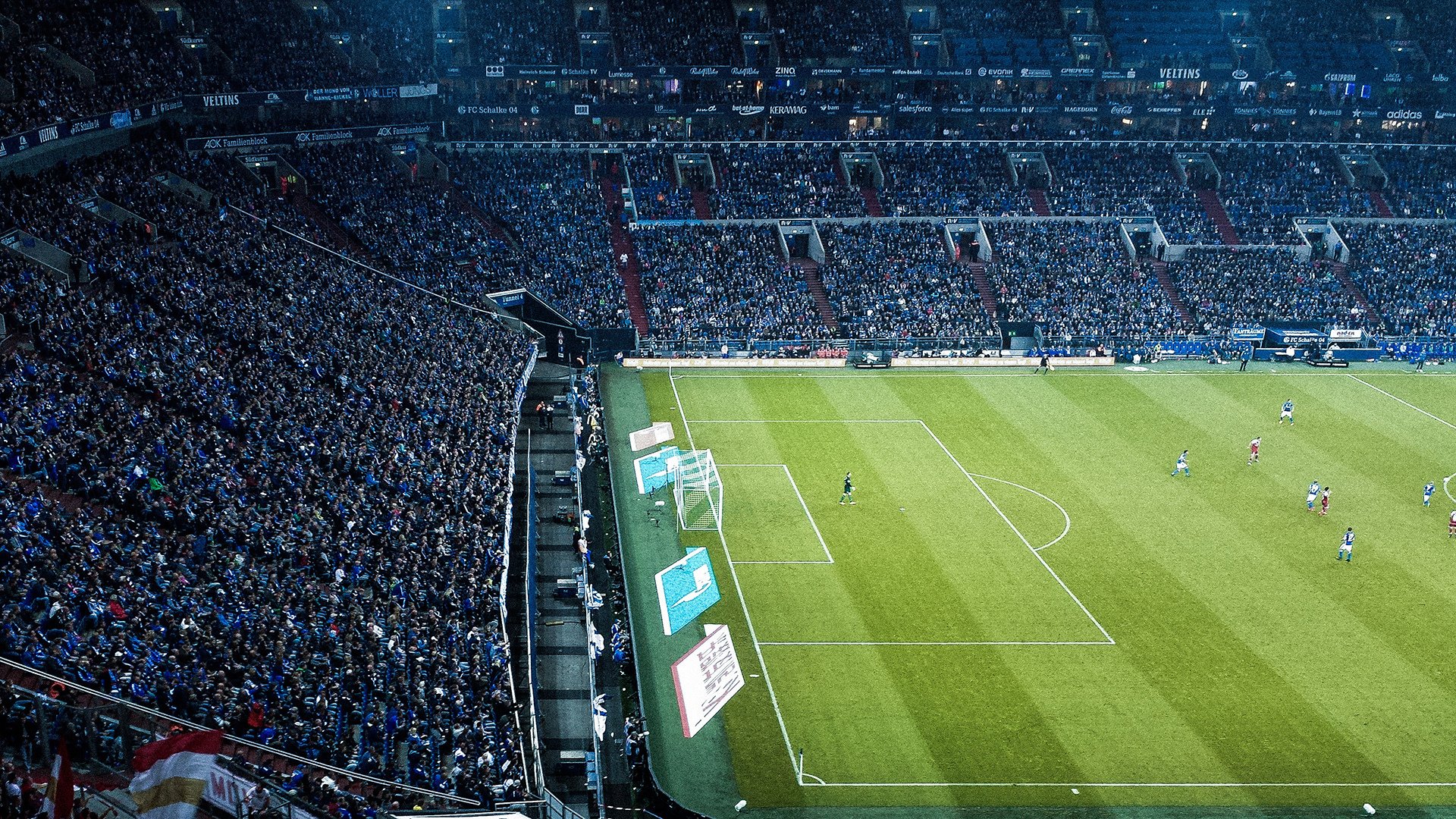 未来足球战术大揭秘：科技如何改变比赛？，足球战术发展趋势