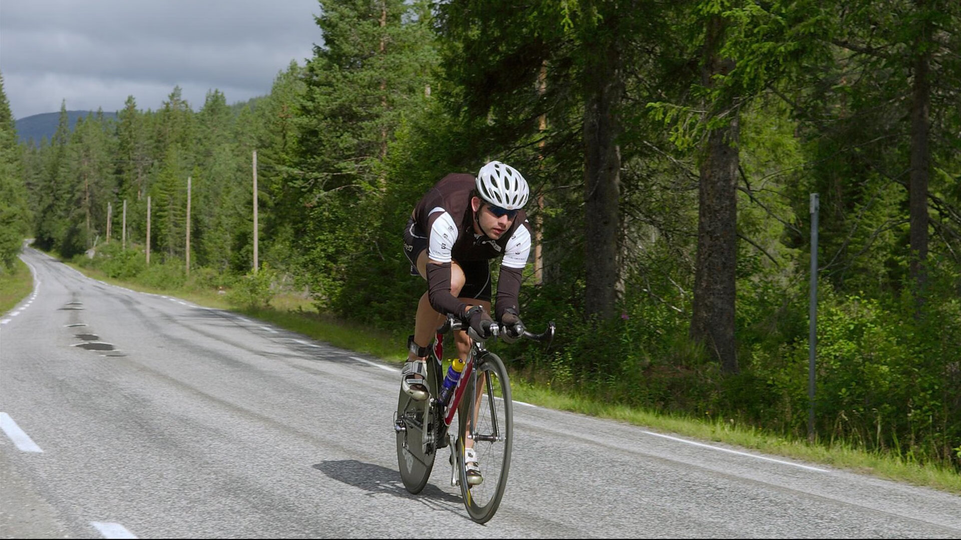 高校篮球联赛火热进行，大学生热情高涨，2020年大学生篮球联赛